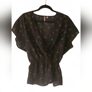 Bellissima Alley Black Sheer Starburst‎ Wrap Top Short Sleeve Blouse Size Small